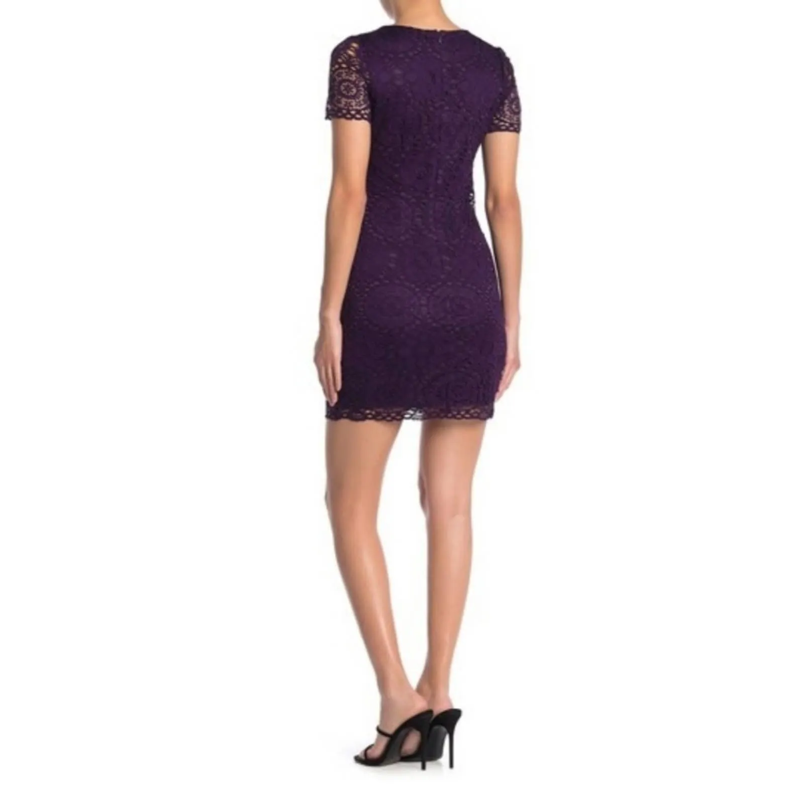 Laundry by Shelli Segal Lace Cap Sleeve Dress