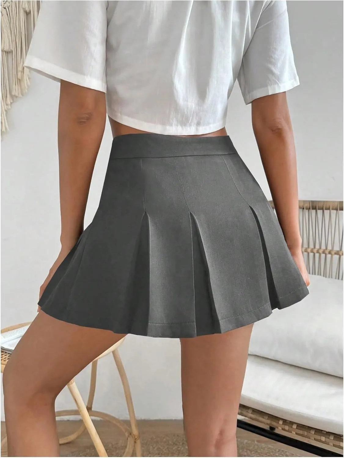 WDIRARA Women's High Waisted Pleated Skirt Skater A Line Mini Uniform Skirt