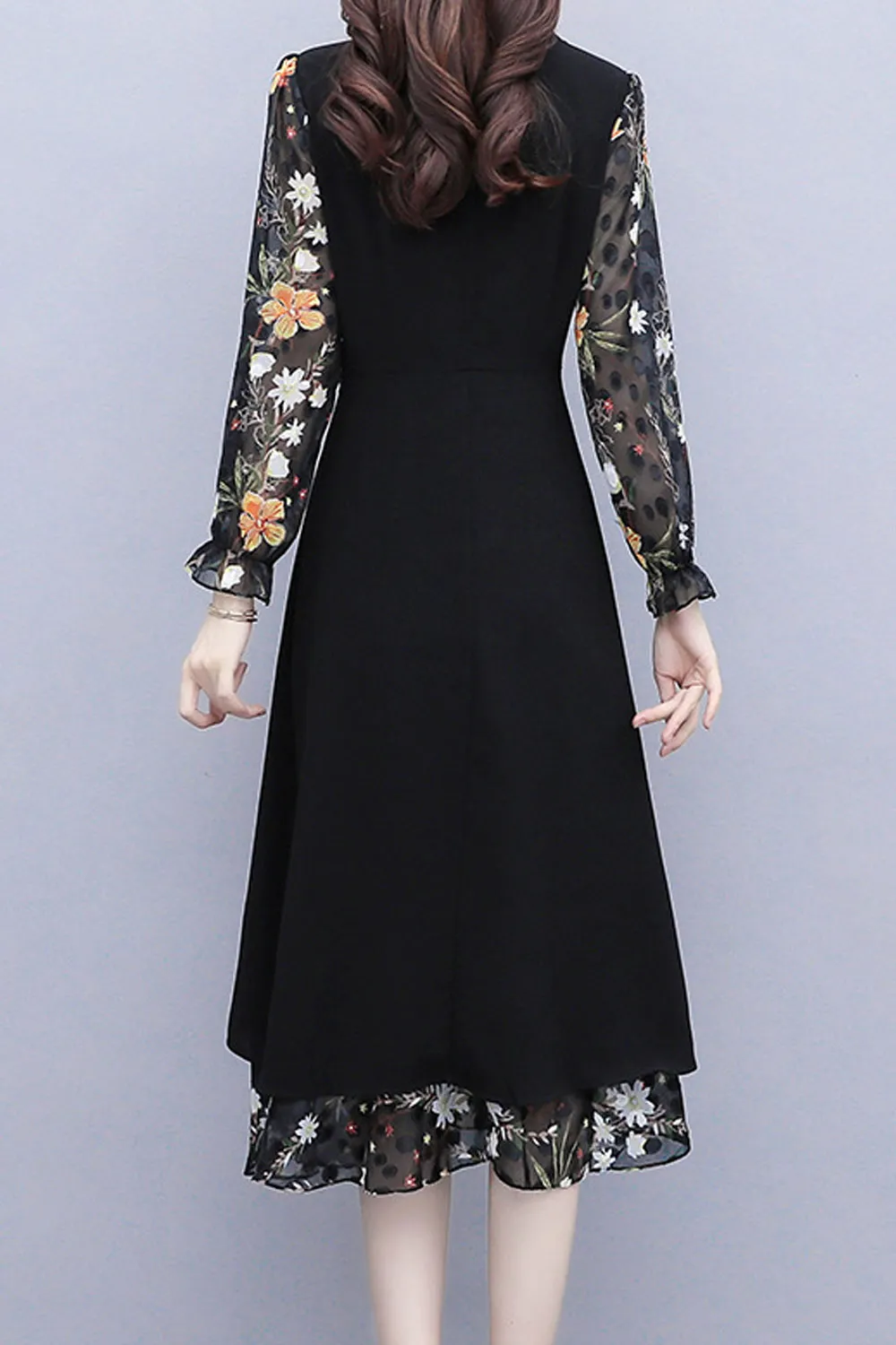 Women Lovely Solid Colored Easy Round Neck Mid-Length Long Sleeve Comfortable Party Dress - WDC14180